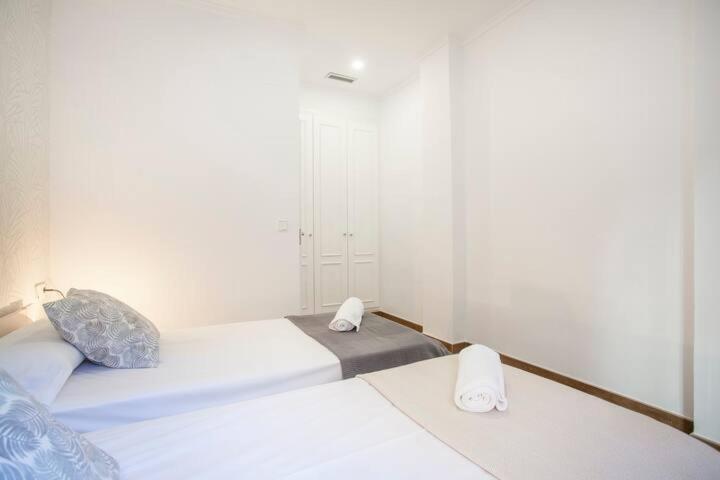Apartment New 4 Pax Front Station Wifi Valencia